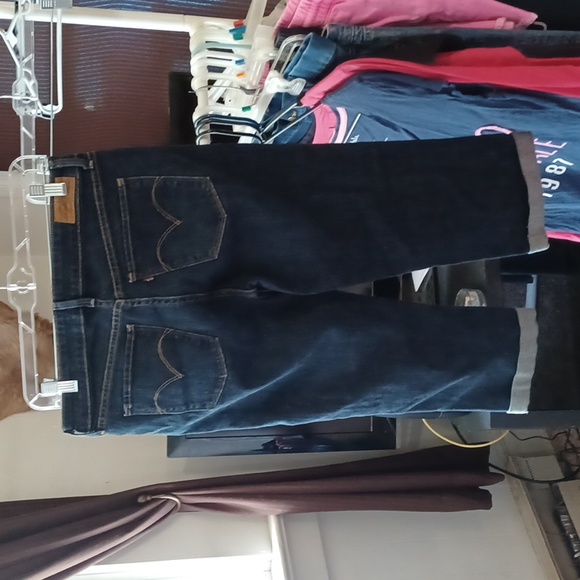 Levi's Straus capris size 8M , blue - Picture 2 of 3